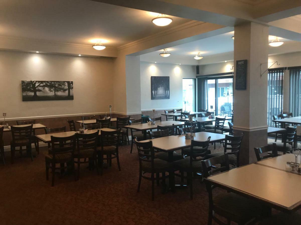 Auberge Royal Versailles Montréal Esterno foto